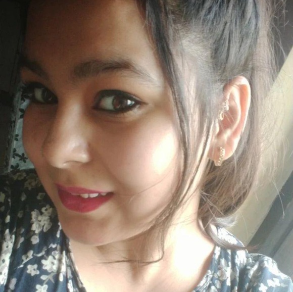 Meet your Posher, Saima - Picture 1 of 1
